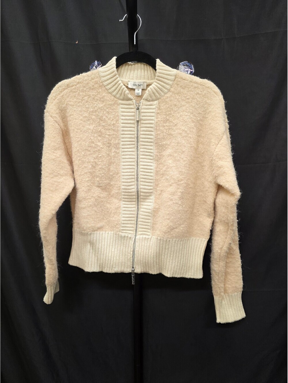 ON 34TH BOUCLE COZY BOMBER JACKET MOTHER OF PEARL SIZE XS